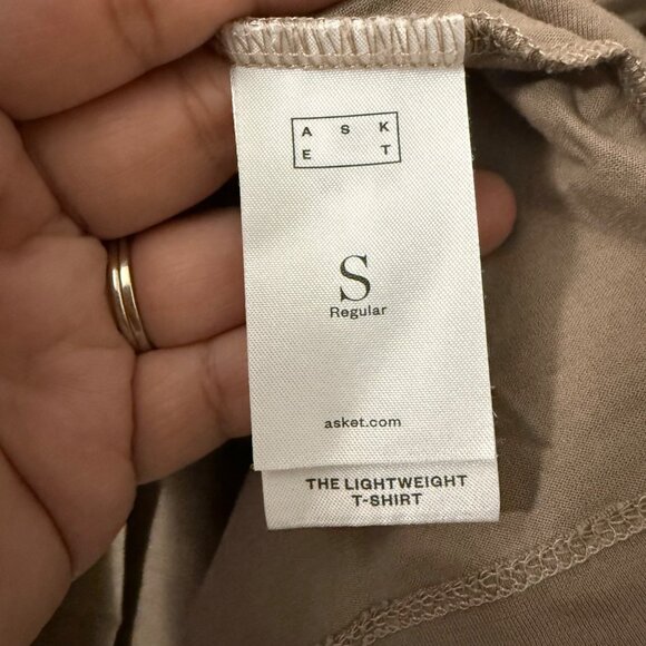 Asket Tan The Lightweight Short Sleeve Crewneck Comfort T Shirt Mens Small - Picture 3 of 6